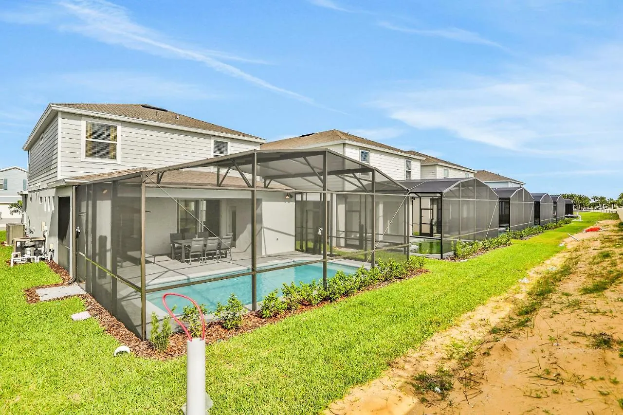 Windsor Island Retreat Villa Davenport Holiday home