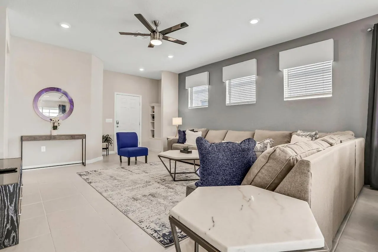 Windsor Island Retreat Villa Davenport Holiday home